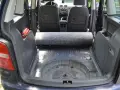 Gdzie jest koło zapasowe w VW Touran? Oto lokalizacja, której szukasz