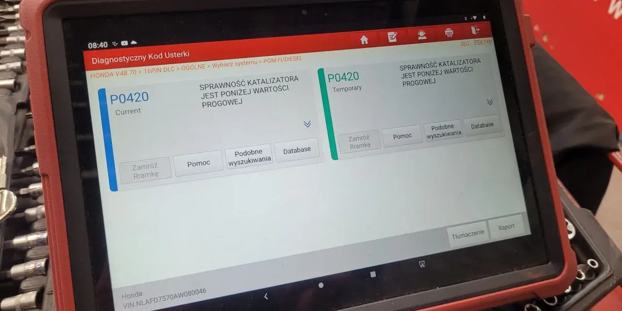 Diagnostyka Hondy wykazała błąd DTC P0420 - sprawność katalizatora poniżej progu.